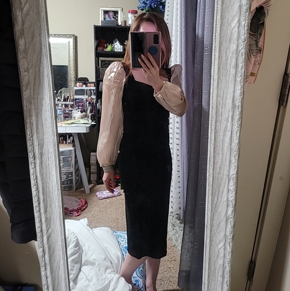 Dress - Picture 2 of 3